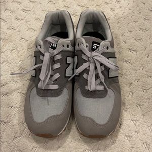 Boys size 7 New Balance 574